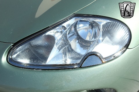 2000 Jaguar XK8 image 54