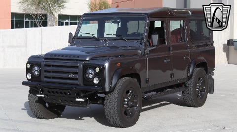 1987 Land Rover Defender image 4