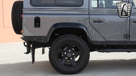 1987 Land Rover Defender image 56