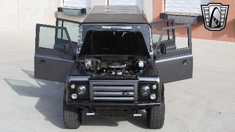 1987 Land Rover Defender image 33
