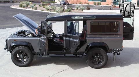 1987 Land Rover Defender image 35