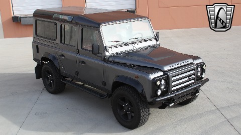 1987 Land Rover Defender image 16