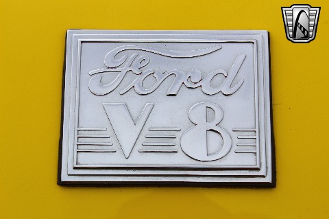 1940 Ford Deluxe image 82