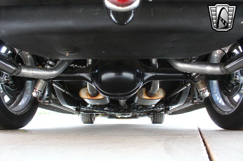 1940 Ford Deluxe image 134