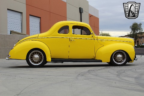 1940 Ford Deluxe image 31