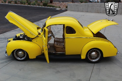 1940 Ford Deluxe image 35