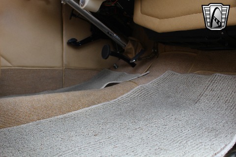 1940 Ford Deluxe image 115