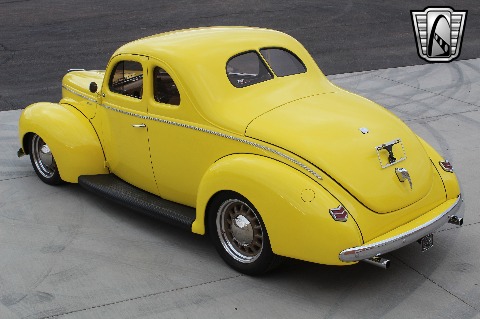 1940 Ford Deluxe image 12