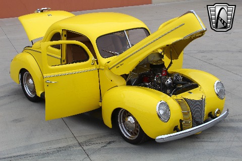 1940 Ford Deluxe image 40
