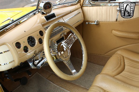 1940 Ford Deluxe image 93