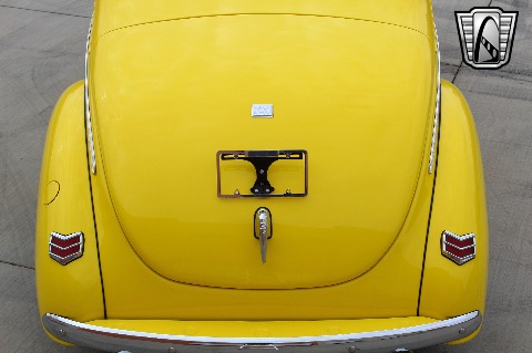 1940 Ford Deluxe image 44