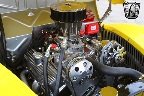 1940 Ford Deluxe image 122