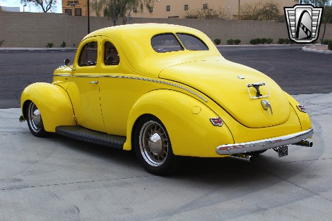 1940 Ford Deluxe image 20