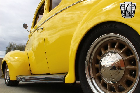 1940 Ford Deluxe image 72