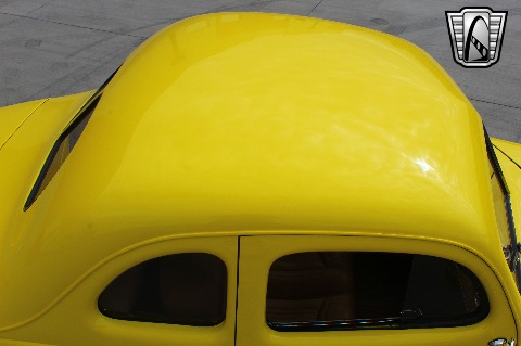 1940 Ford Deluxe image 48