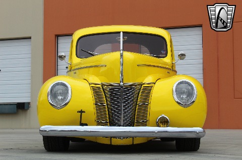 1940 Ford Deluxe image 25
