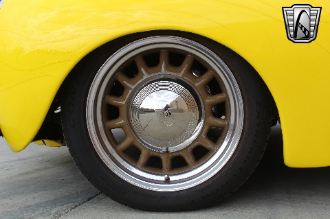 1940 Ford Deluxe image 77