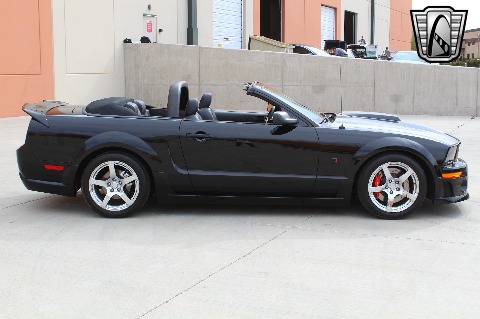 2007 Ford Mustang image 33