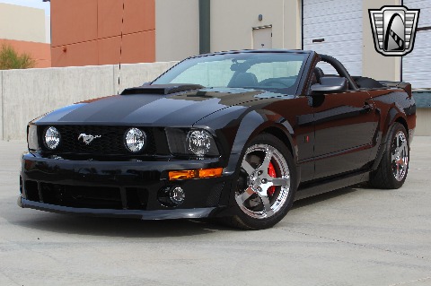 2007 Ford Mustang image 8