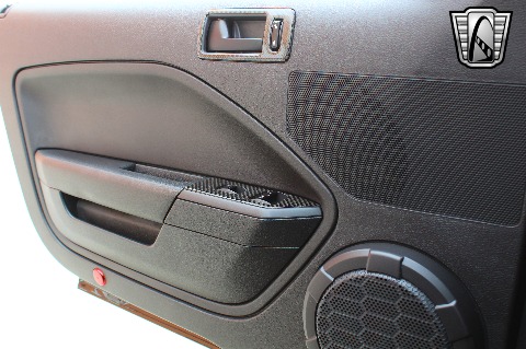 2007 Ford Mustang image 112