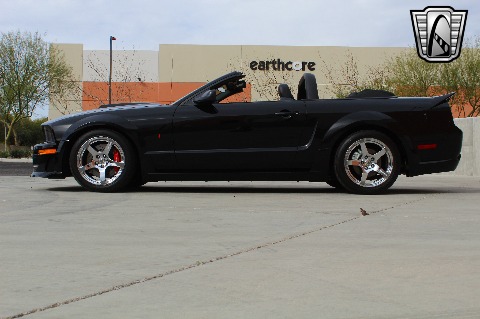 2007 Ford Mustang image 37
