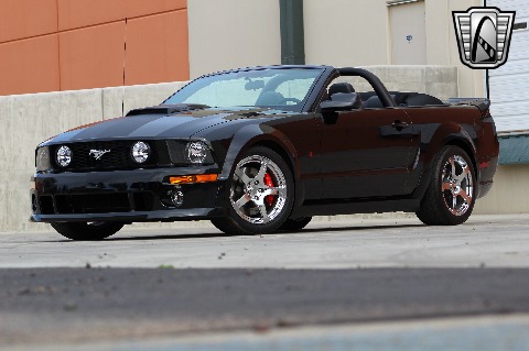 2007 Ford Mustang image 13