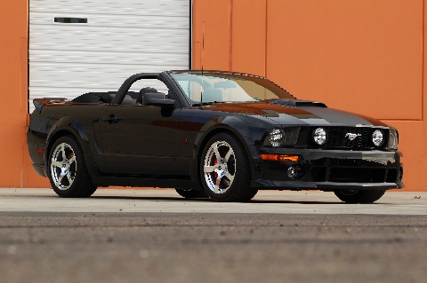 2007 Ford Mustang image 16