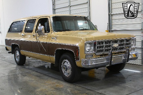 1975 Chevrolet Suburban image 56