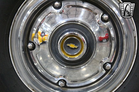 1975 Chevrolet Suburban image 86