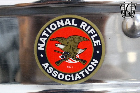 1975 Chevrolet Suburban image 93