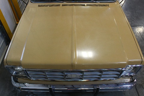 1975 Chevrolet Suburban image 22