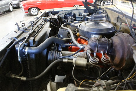 1975 Chevrolet Suburban image 102