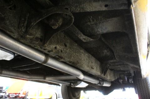 1975 Chevrolet Suburban image 129