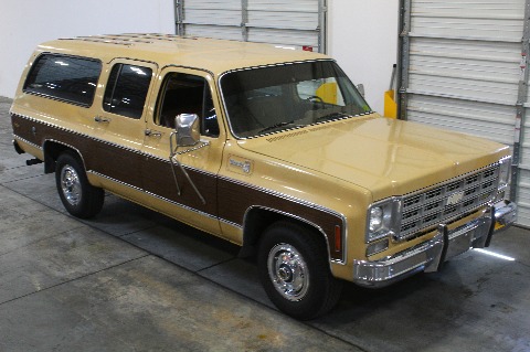 1975 Chevrolet Suburban image 52