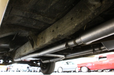 1975 Chevrolet Suburban image 130