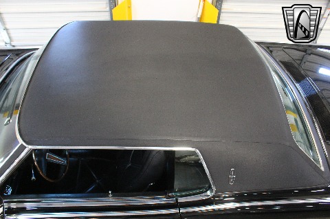 1971 Lincoln Mark III image 29