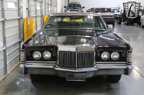 1971 Lincoln Mark III image 12