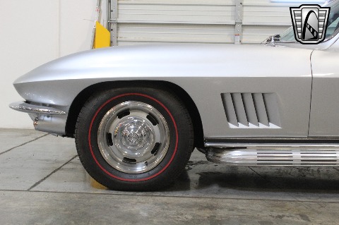1967 Chevrolet Corvette image 33