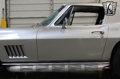 1967 Chevrolet Corvette image 34