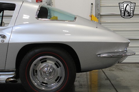 1967 Chevrolet Corvette image 35