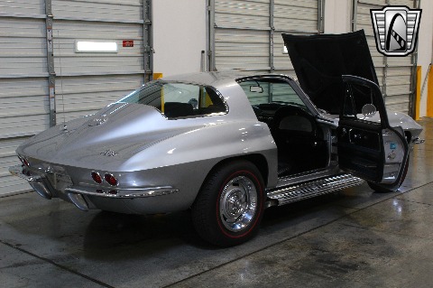 1967 Chevrolet Corvette image 116