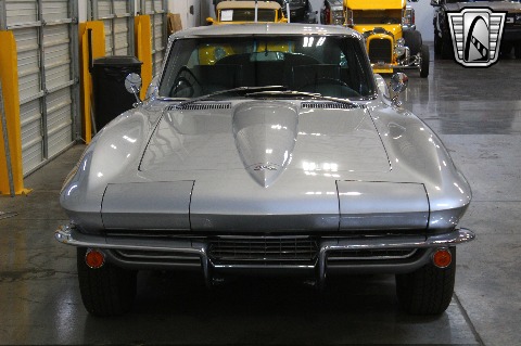 1967 Chevrolet Corvette image 14