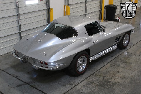 1967 Chevrolet Corvette image 93