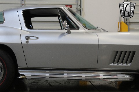 1967 Chevrolet Corvette image 102