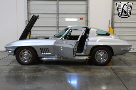 1967 Chevrolet Corvette image 26