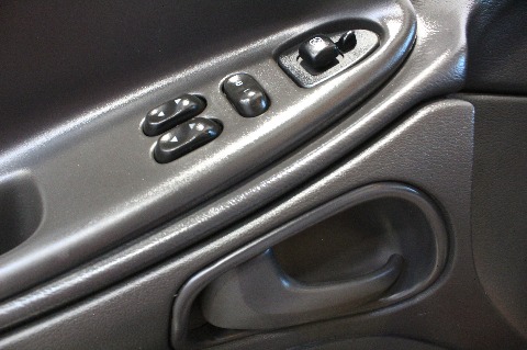 2000 Ford Mustang image 69