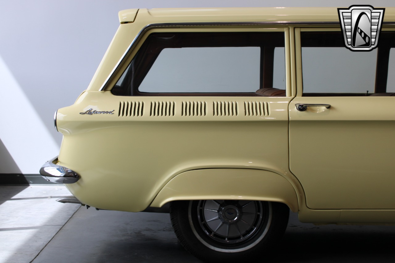 1961 Chevrolet Lakewood 73