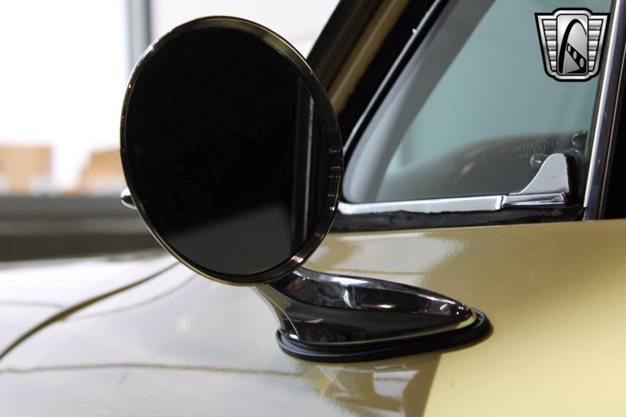 1961 Chevrolet Lakewood 53