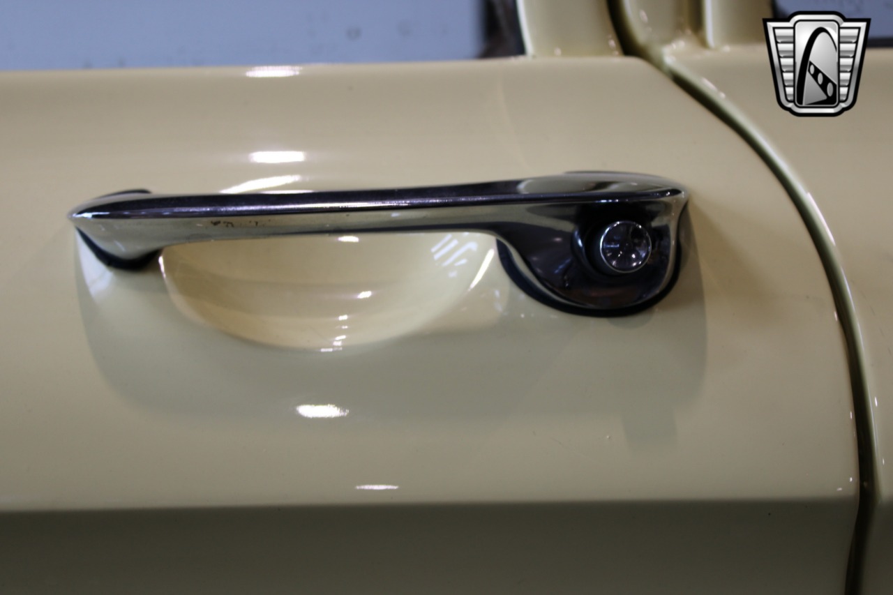 1961 Chevrolet Lakewood 54