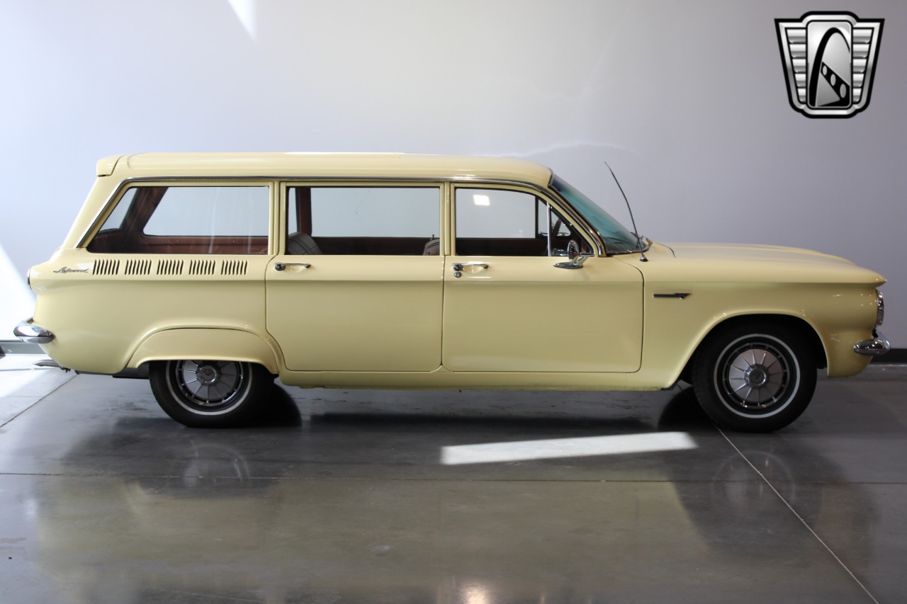 1961 Chevrolet Lakewood 24